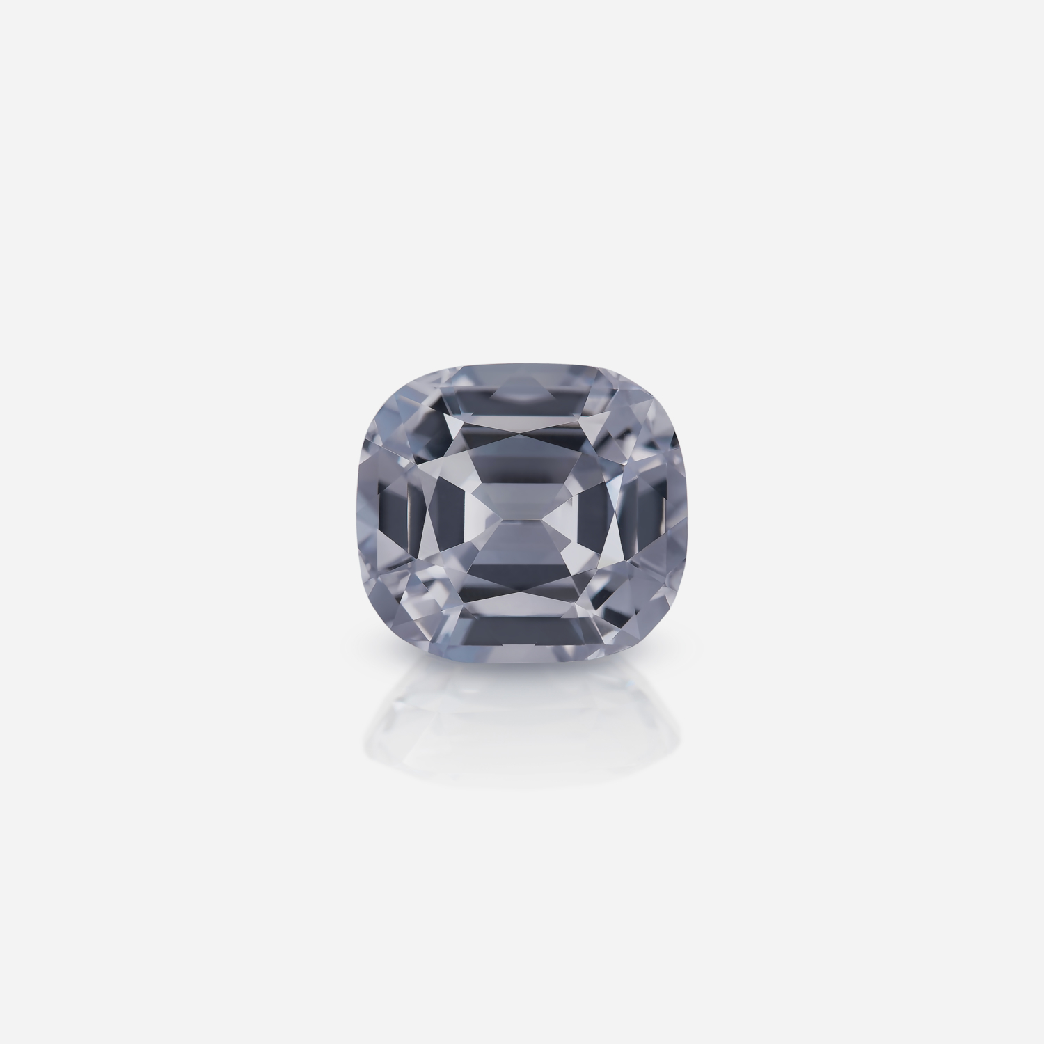 Silver Spinel 10 ct