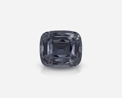 Silver Spinel 32 ct